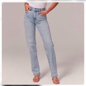 Abercrombie & Fitch 90’s Ultra High Rise Jean